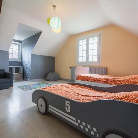 Konukevi Maison Familiale A 10 Min Du Futuroscope Saint-Georges-les-Baillargeaux