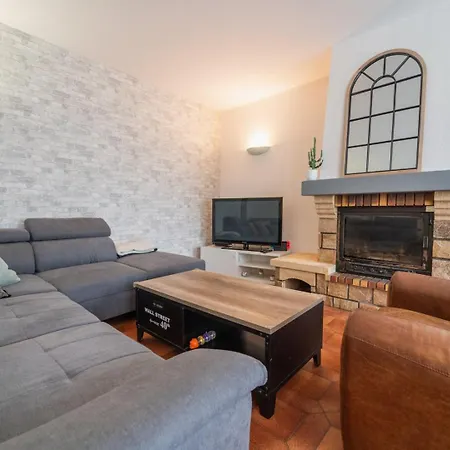 Maison Familiale A 10 Min Du Futuroscope 3* Saint-Georges-les-Baillargeaux