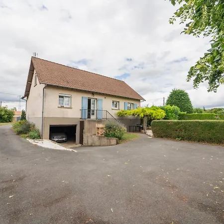 Maison Familiale A 10 Min Du Futuroscope Konukevi