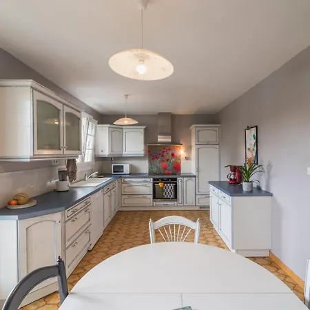 Maison Familiale A 10 Min Du Futuroscope 3*