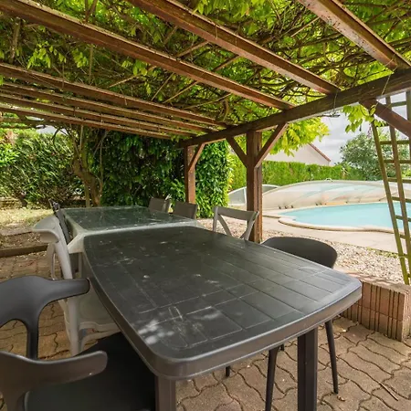 Maison Familiale A 10 Min Du Futuroscope Konukevi