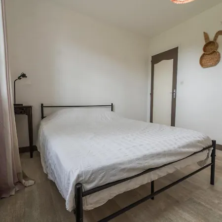 Maison Familiale A 10 Min Du Futuroscope 3*